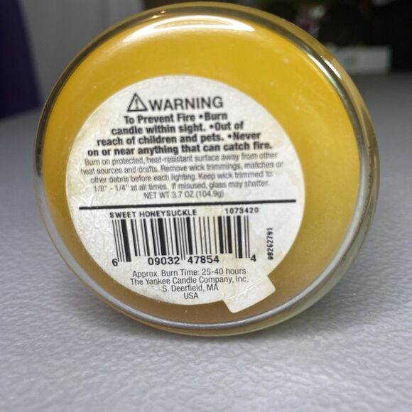 Yankee Candle Sweet Honeysuckle 3.7 oz Small Jar Retired Discontinued - Picture 7 of 8